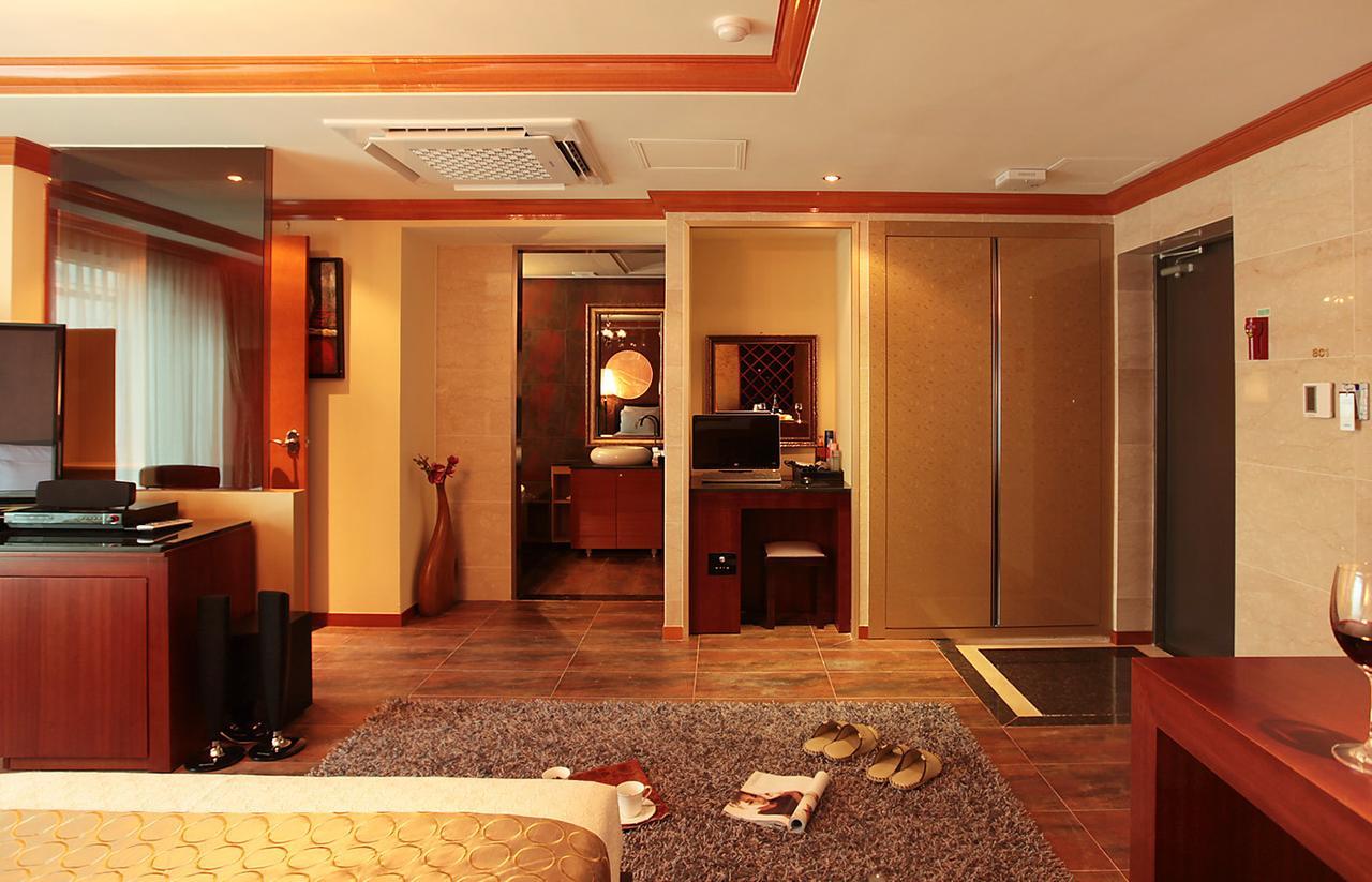 Gallery Tourist Hotel Tongyeong Dış mekan fotoğraf