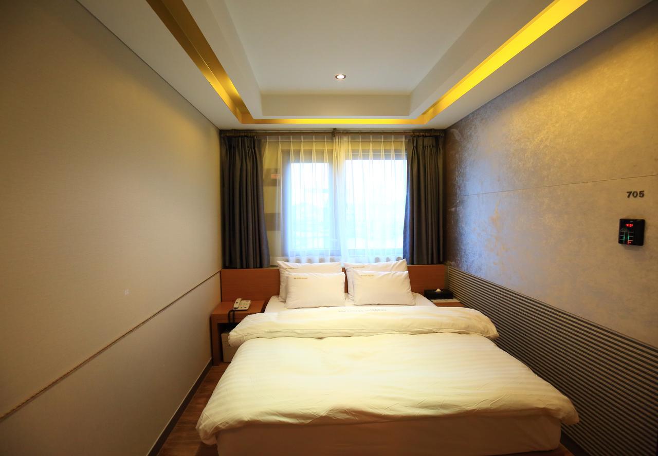 Gallery Tourist Hotel Tongyeong Dış mekan fotoğraf